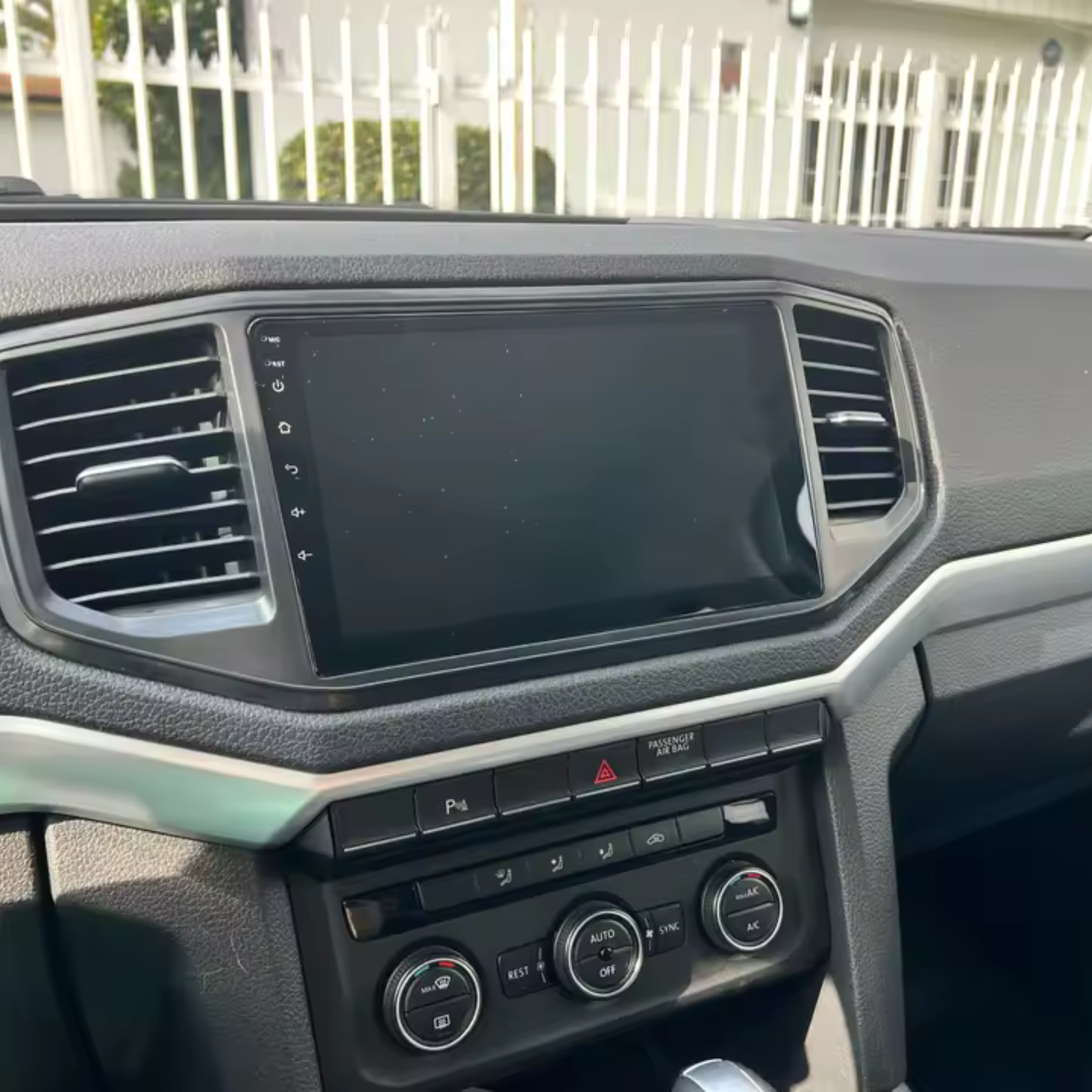 my-carpplay-carplay-volkswagen-amarok-autoradio-pack-essential image 1