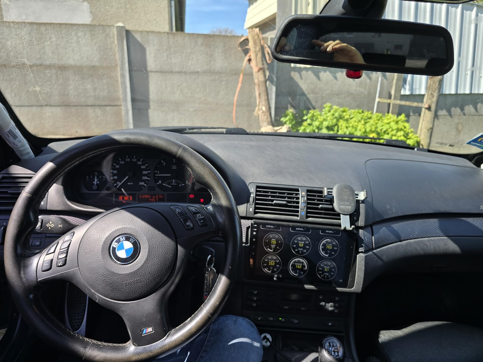 CarPlay stable